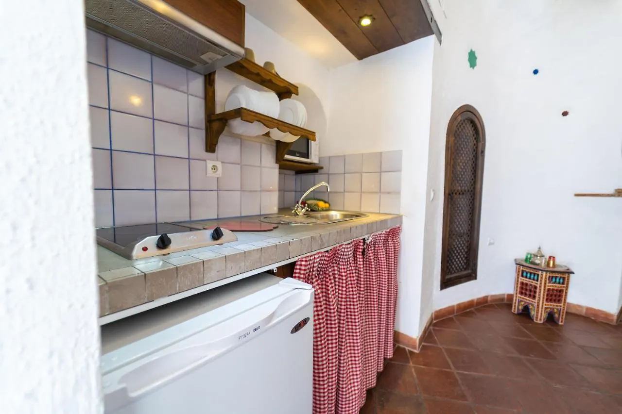 Apartamentos Montesclaros Granada Apartment