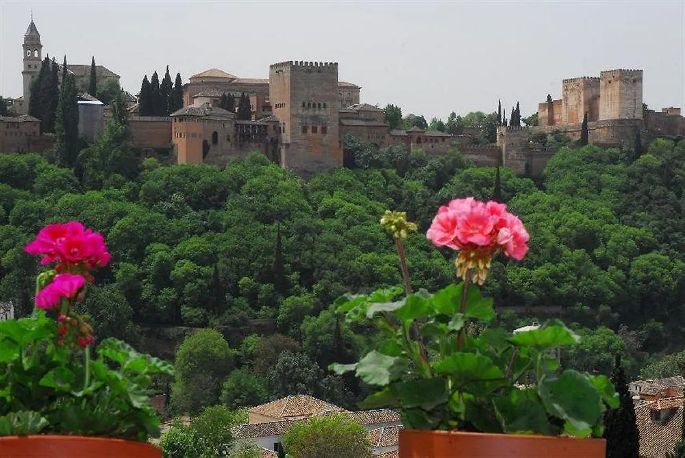 Apartamentos Montesclaros Granada 0*,  Spain