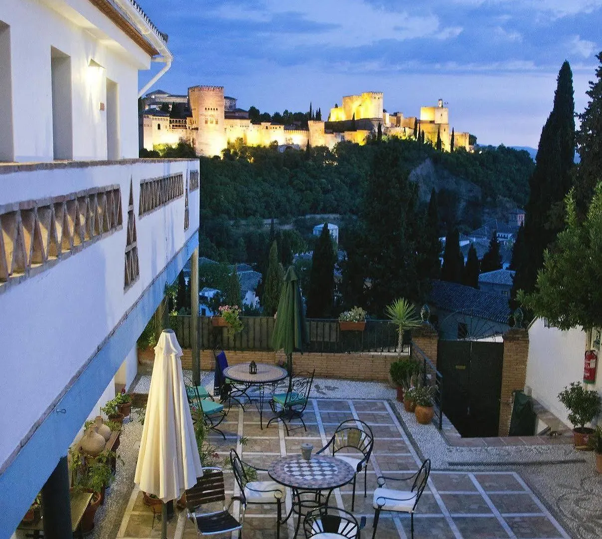 Apartamentos Montesclaros Granada Spain