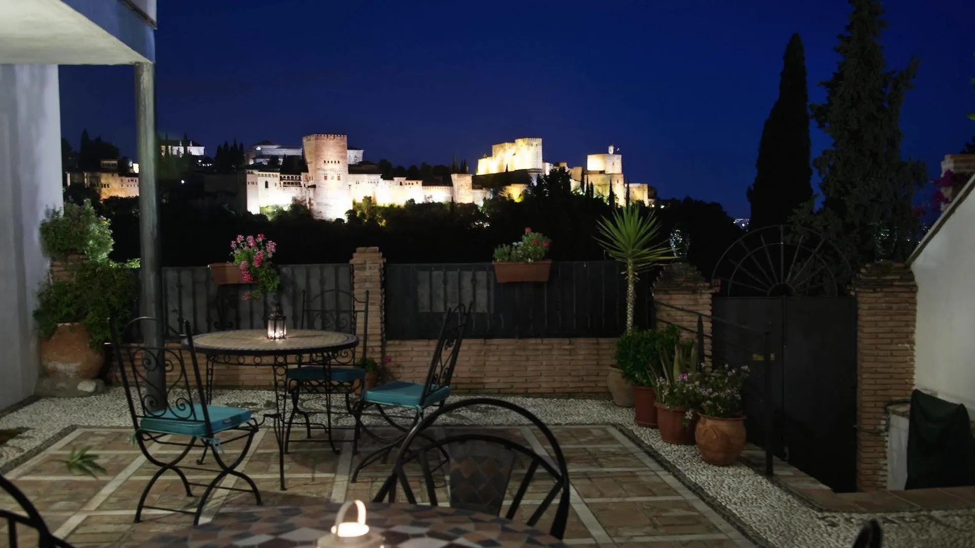 Apartamentos Montesclaros Granada